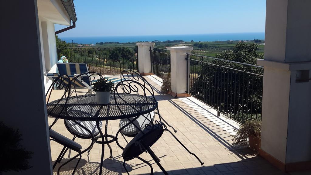 فوساتشيزيا B&B La Casa Bianca المظهر الخارجي الصورة